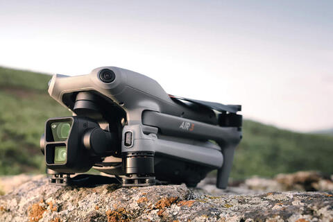 To kraftige kamera på DJI Air 3